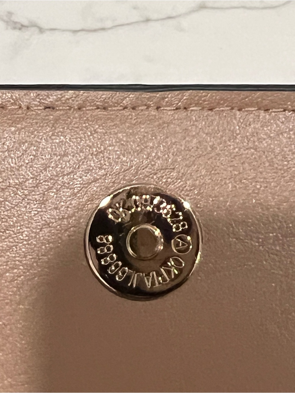 IZOD CLASSIC HANDBAG - Picture 3 of 6